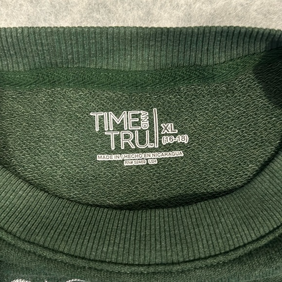 Embroidered Christmas Sweater XL New - Picture 6 of 7